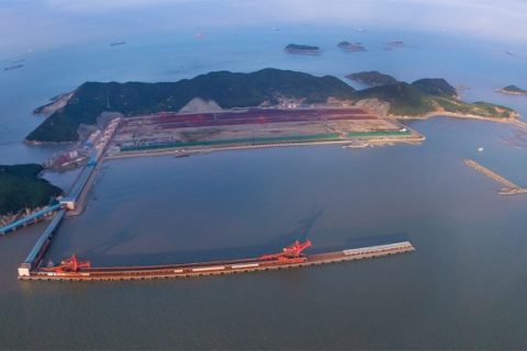 浙江舟山港衢山港區鼠浪湖島礦石中轉碼頭工程項目